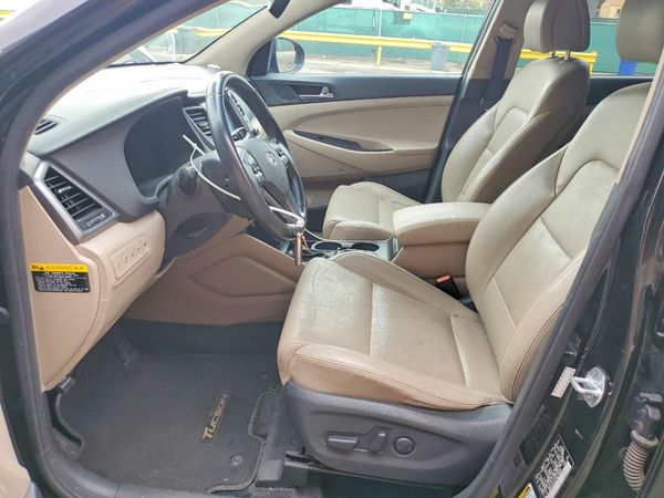 2017 HYUNDAI TUCSON