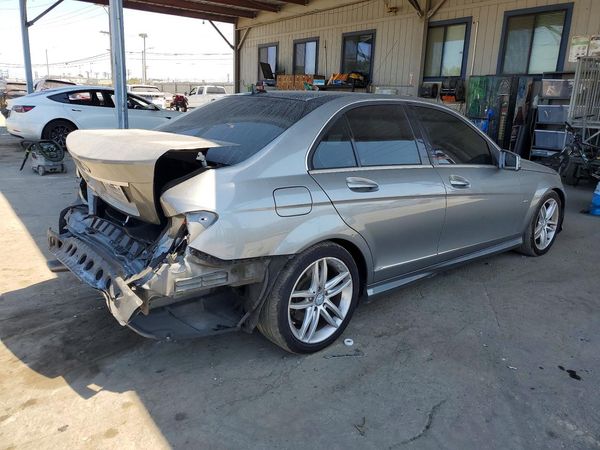 2012 MERCEDES-BENZ C C250