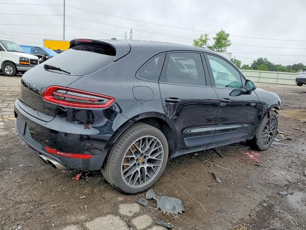 2018 PORSCHE MACAN Macan S