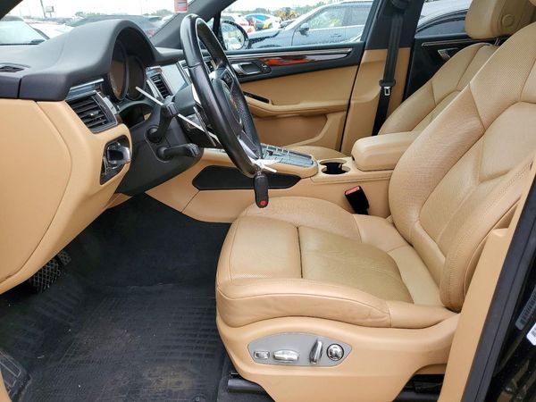 2018 PORSCHE MACAN Macan S