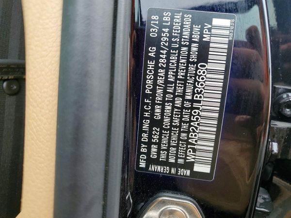 2018 PORSCHE MACAN Macan S