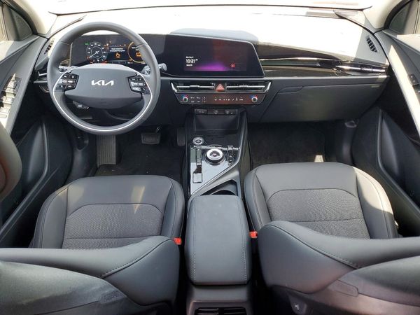 2025 KIA NIRO Wind