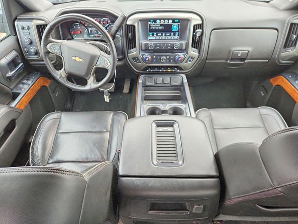 2018 CHEVROLET SILVERADO High Country