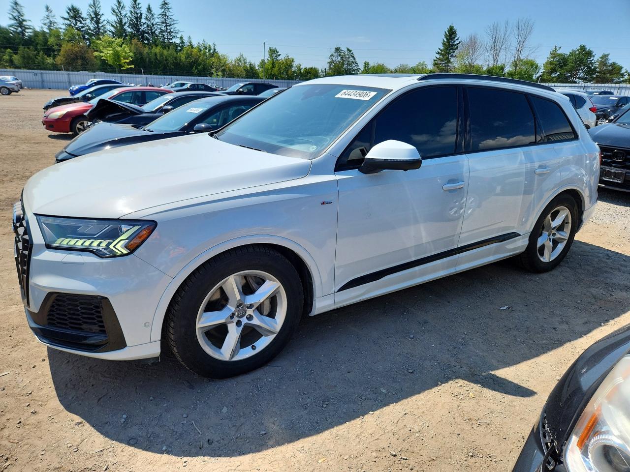2021 AUDI Q7 quattro Technik — Front 3/4