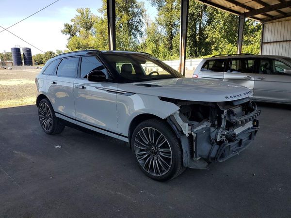 2018 LAND ROVER RANGE ROVER VELAR R-Dynamic SE