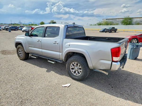 2017 TOYOTA TACOMA