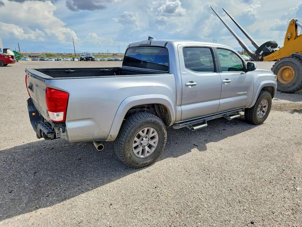 2017 TOYOTA TACOMA