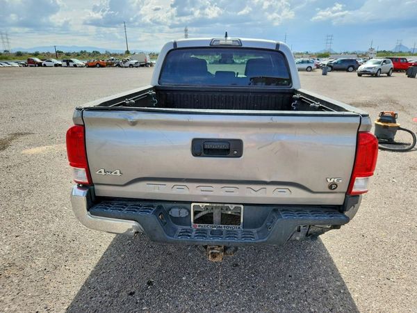 2017 TOYOTA TACOMA
