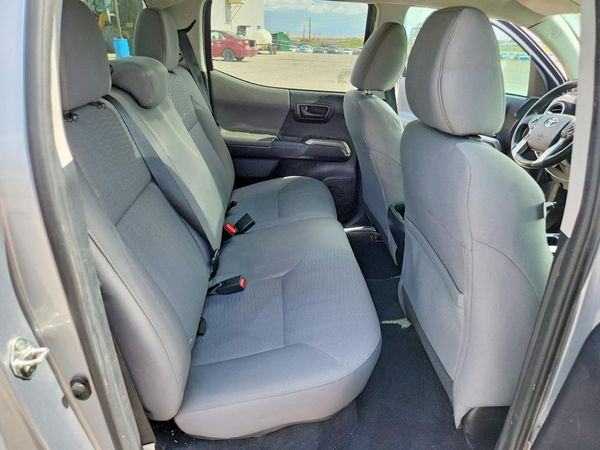 2017 TOYOTA TACOMA