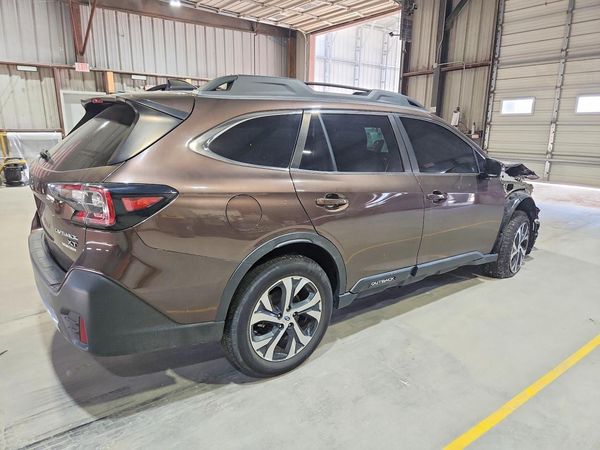 2022 SUBARU OUTBACK Limited