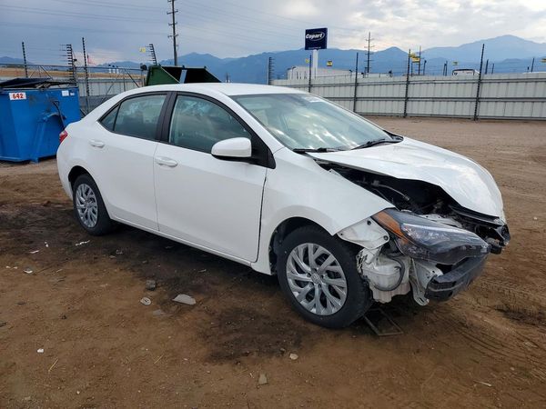 2017 TOYOTA COROLLA