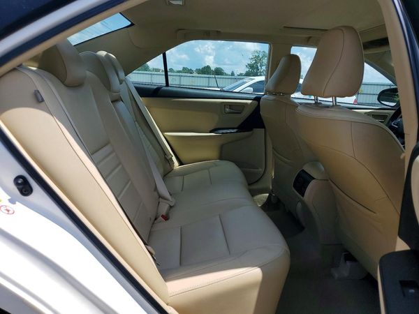 2015 TOYOTA CAMRY