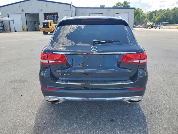 2019 MERCEDES-BENZ GLC GLC300