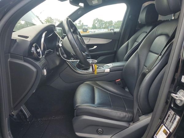 2019 MERCEDES-BENZ GLC GLC300