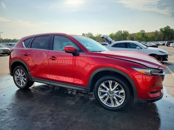 2020 MAZDA CX-5 Grand Touring — Passenger 3/4