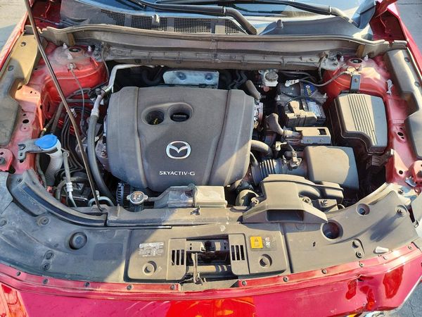 2020 MAZDA CX-5 Grand Touring — Engine bay