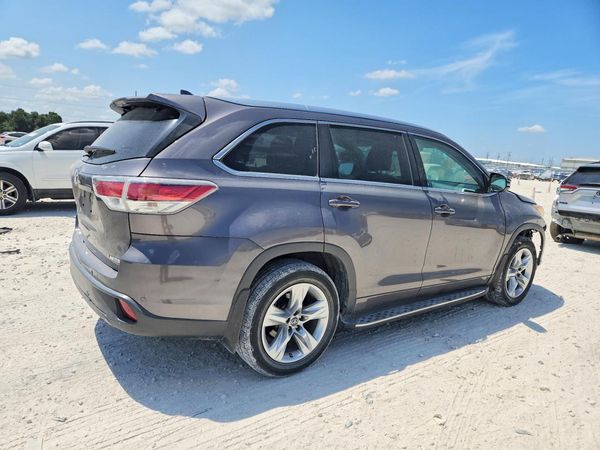 2016 TOYOTA HIGHLANDER