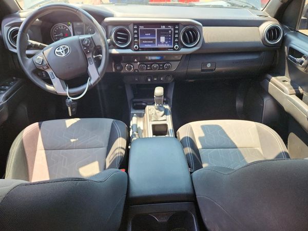 2022 TOYOTA TACOMA SR5