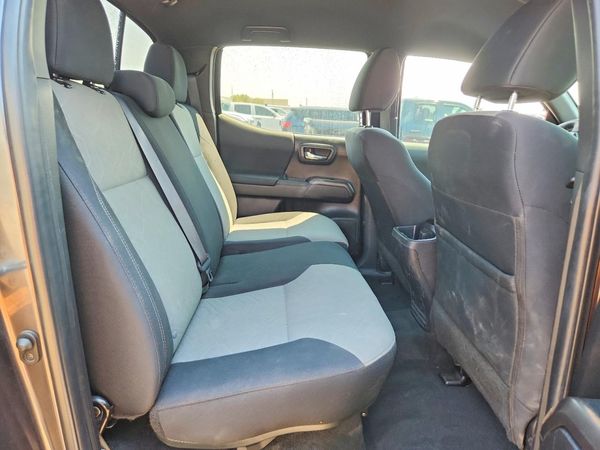 2022 TOYOTA TACOMA SR5