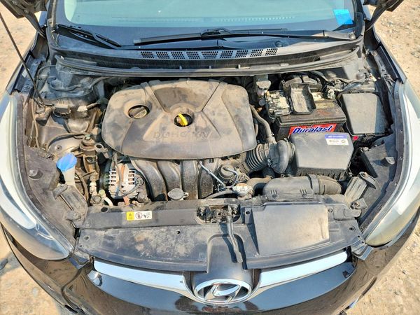 2016 HYUNDAI ELANTRA