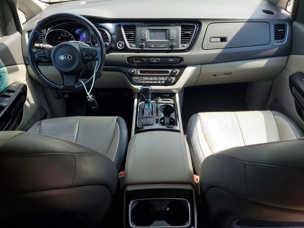2015 KIA SEDONA GLS - Middle level