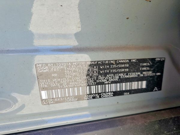 2023 TOYOTA RAV4 XLE Premium
