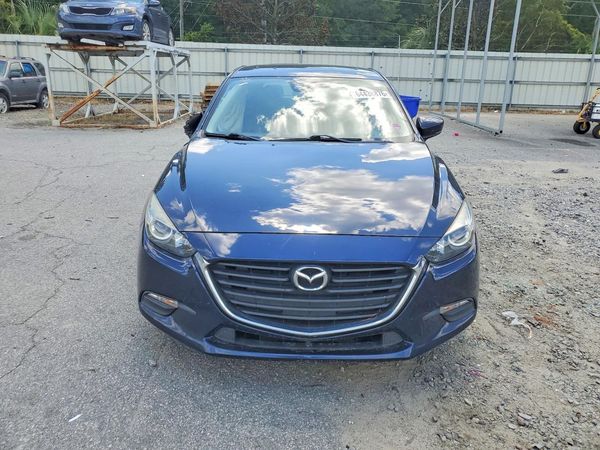 2018 MAZDA 3 Touring