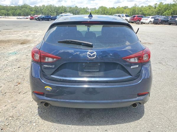 2018 MAZDA 3 Touring