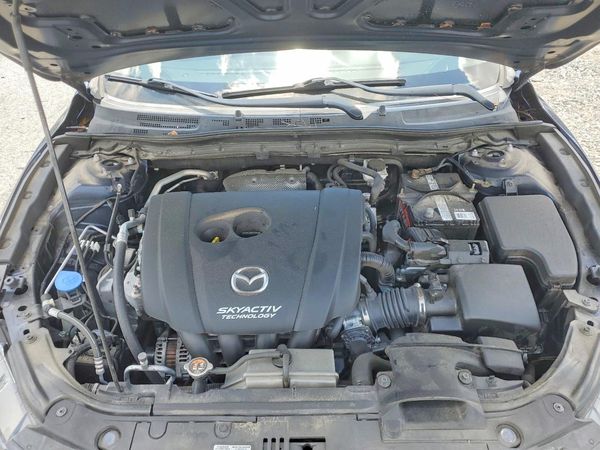 2018 MAZDA 3 Touring