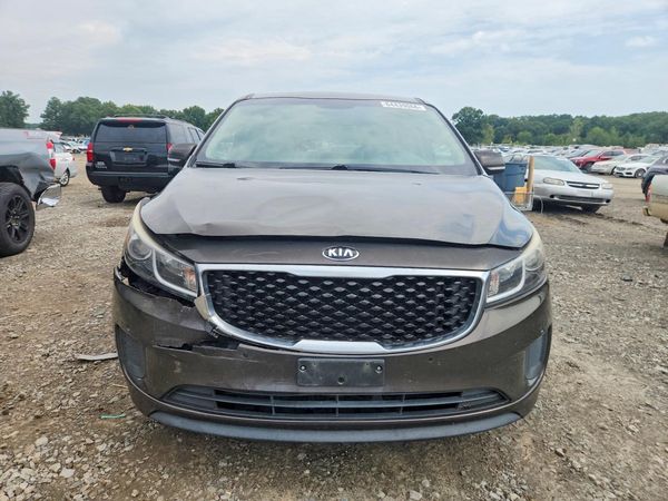 2017 KIA SEDONA LX