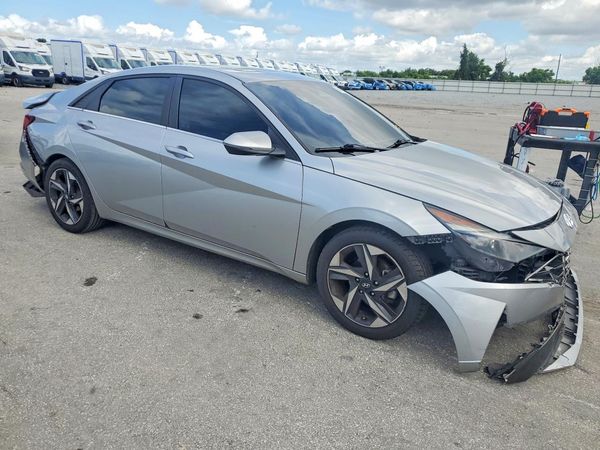 2021 HYUNDAI ELANTRA