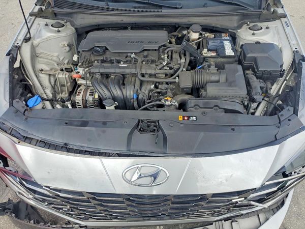 2021 HYUNDAI ELANTRA