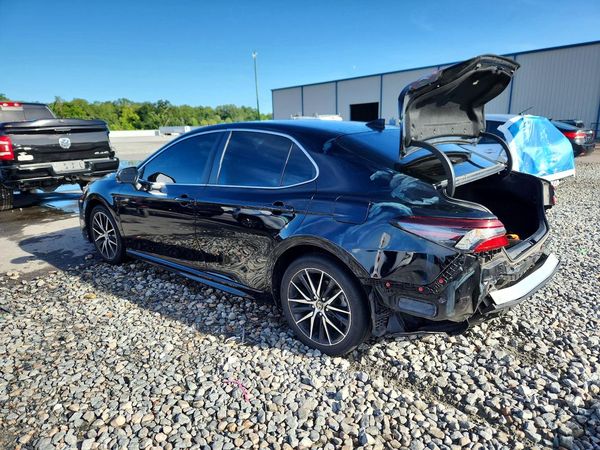 2024 TOYOTA CAMRY