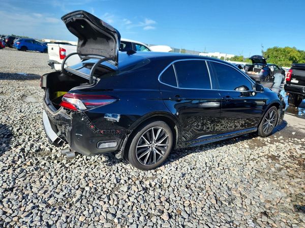 2024 TOYOTA CAMRY