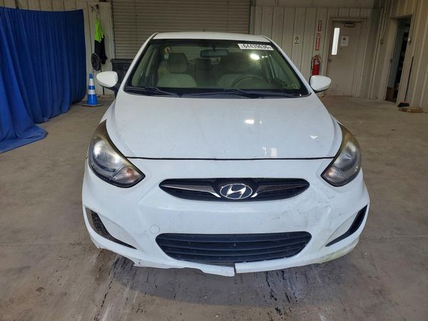 2013 HYUNDAI ACCENT GLS, GS