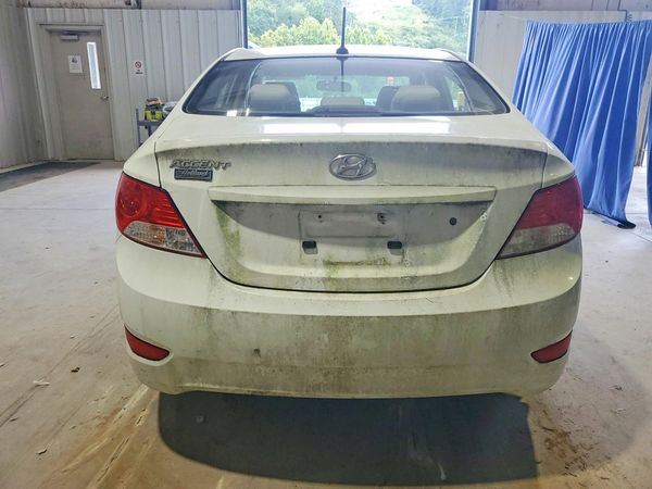 2013 HYUNDAI ACCENT GLS, GS