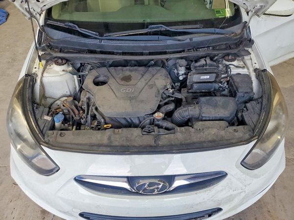 2013 HYUNDAI ACCENT GLS, GS