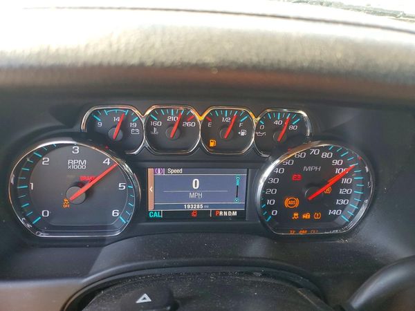 2015 CHEVROLET SUBURBAN LS