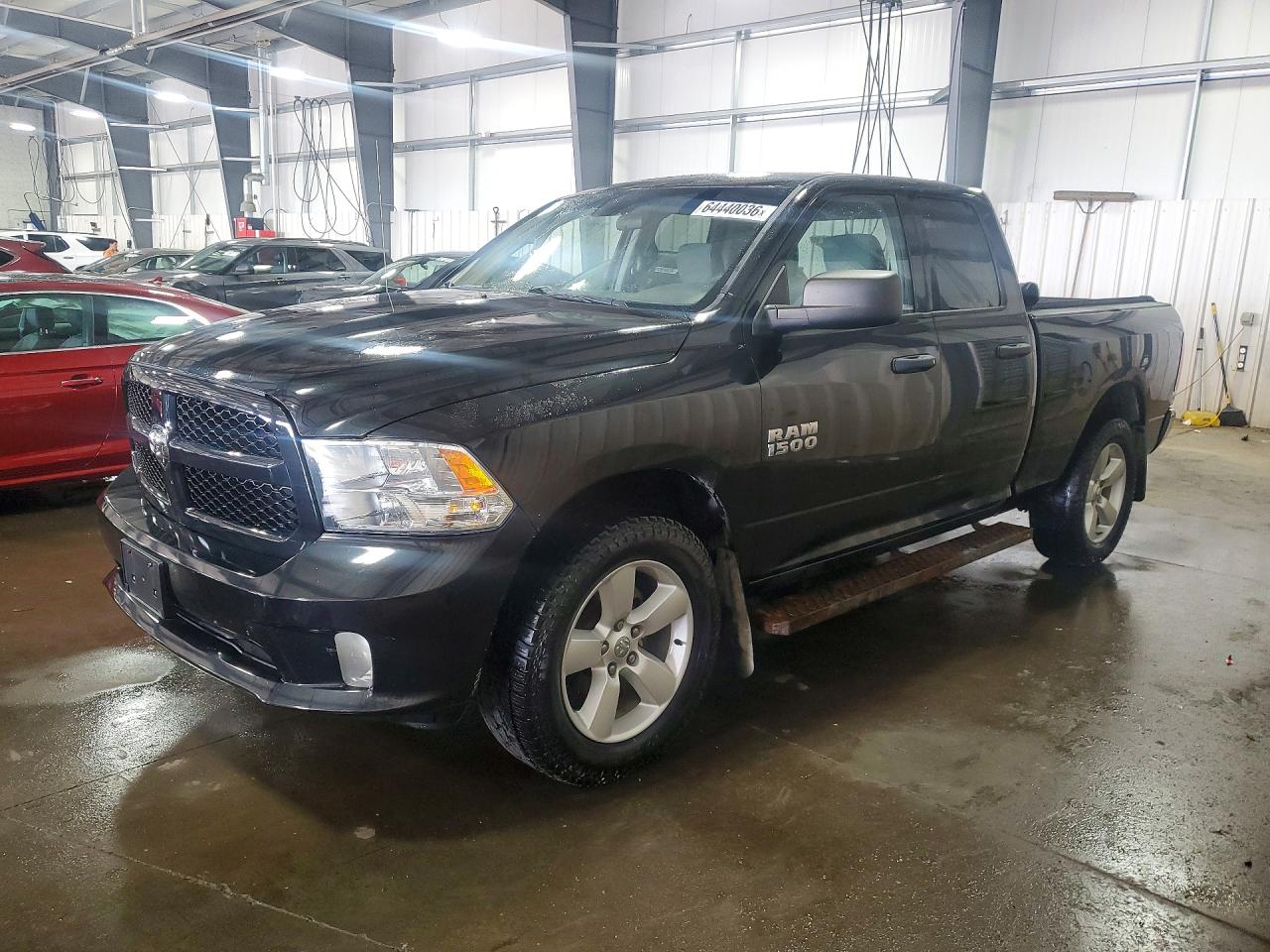 2015 RAM 1500 ST QUAD CAB 4X4