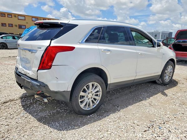 2018 CADILLAC XT5