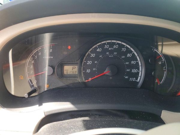2012 TOYOTA SIENNA