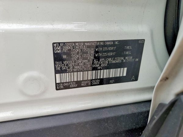 2023 TOYOTA RAV4 LE