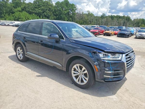 2017 AUDI Q7 quattro Premium