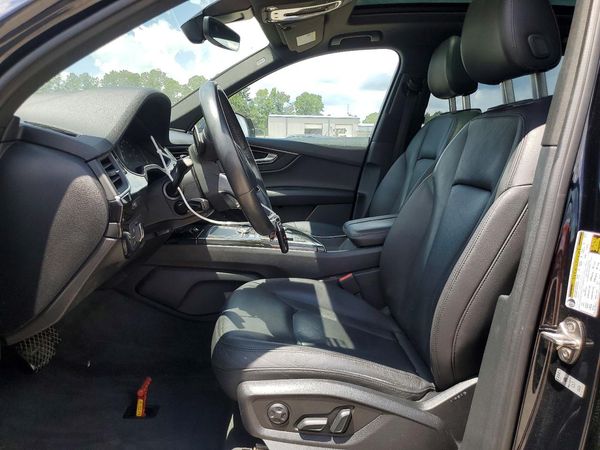 2017 AUDI Q7 quattro Premium