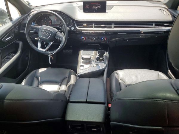 2017 AUDI Q7 quattro Premium