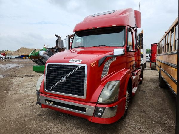 2012 VOLVO VN VNL