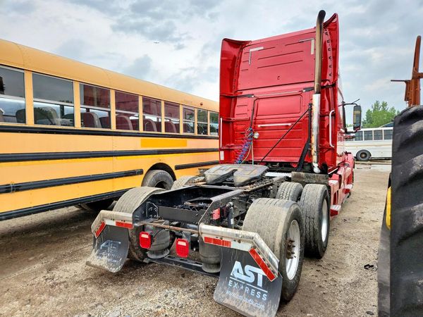 2012 VOLVO VN VNL