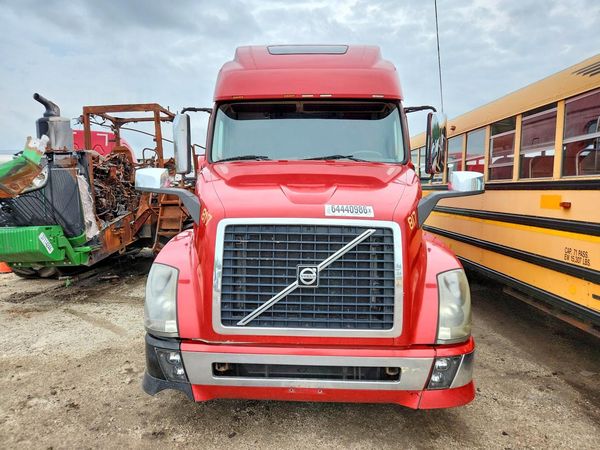 2012 VOLVO VN VNL