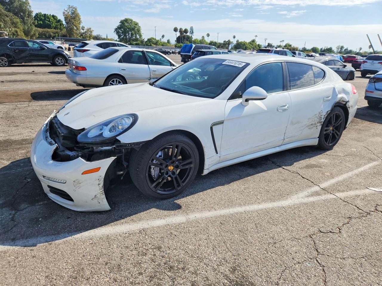 2015 PORSCHE PANAMERA Base (2WD), 4 (4WD)