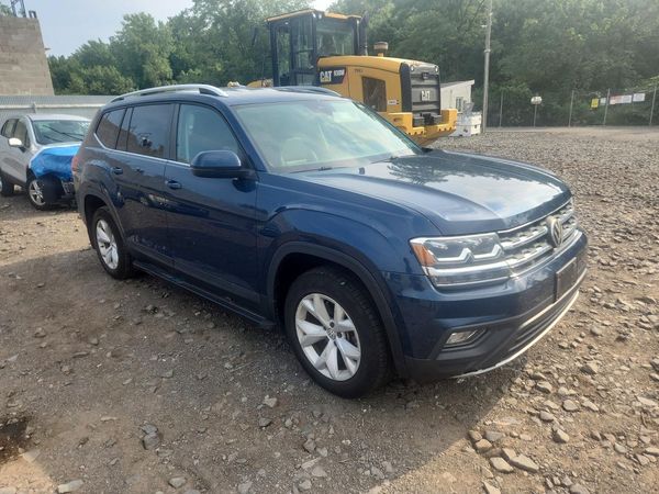 2018 VOLKSWAGEN ATLAS 4Motion SE